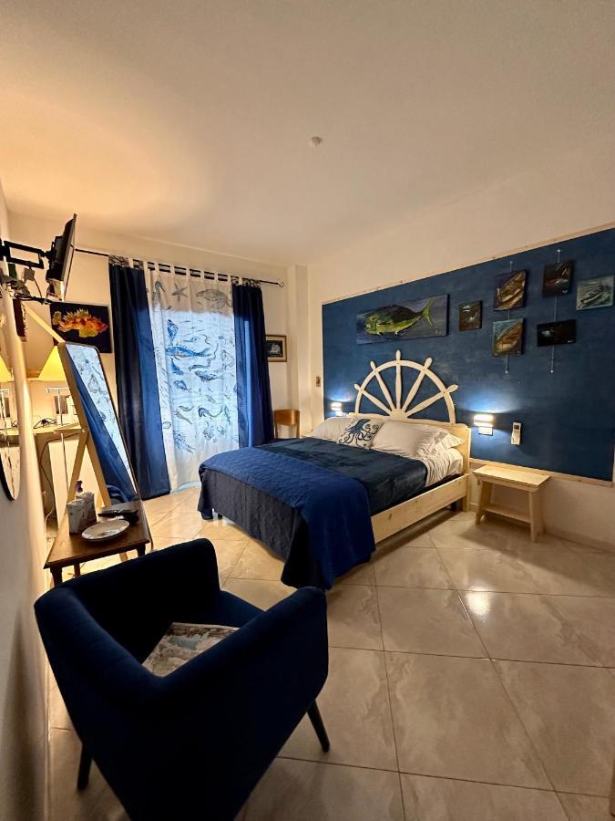 Casa Del Palombaro Hotell Le Grazie  Exteriör bild